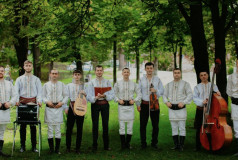 Вокально-инструментальный ансамбль народных песен