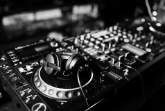 DJ Exclusive