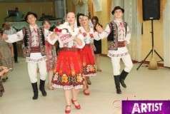Танцоры IZVORAS