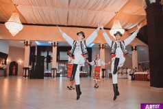 Dansatori pentru ceremoni Efros Adriana