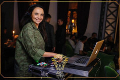 DJ & MC Victoria Dobrogeanu