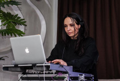 DJ & MC Victoria Dobrogeanu