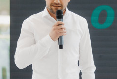 Moderator Liviu Gulica