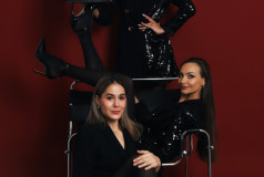 Hostess Noir Signature